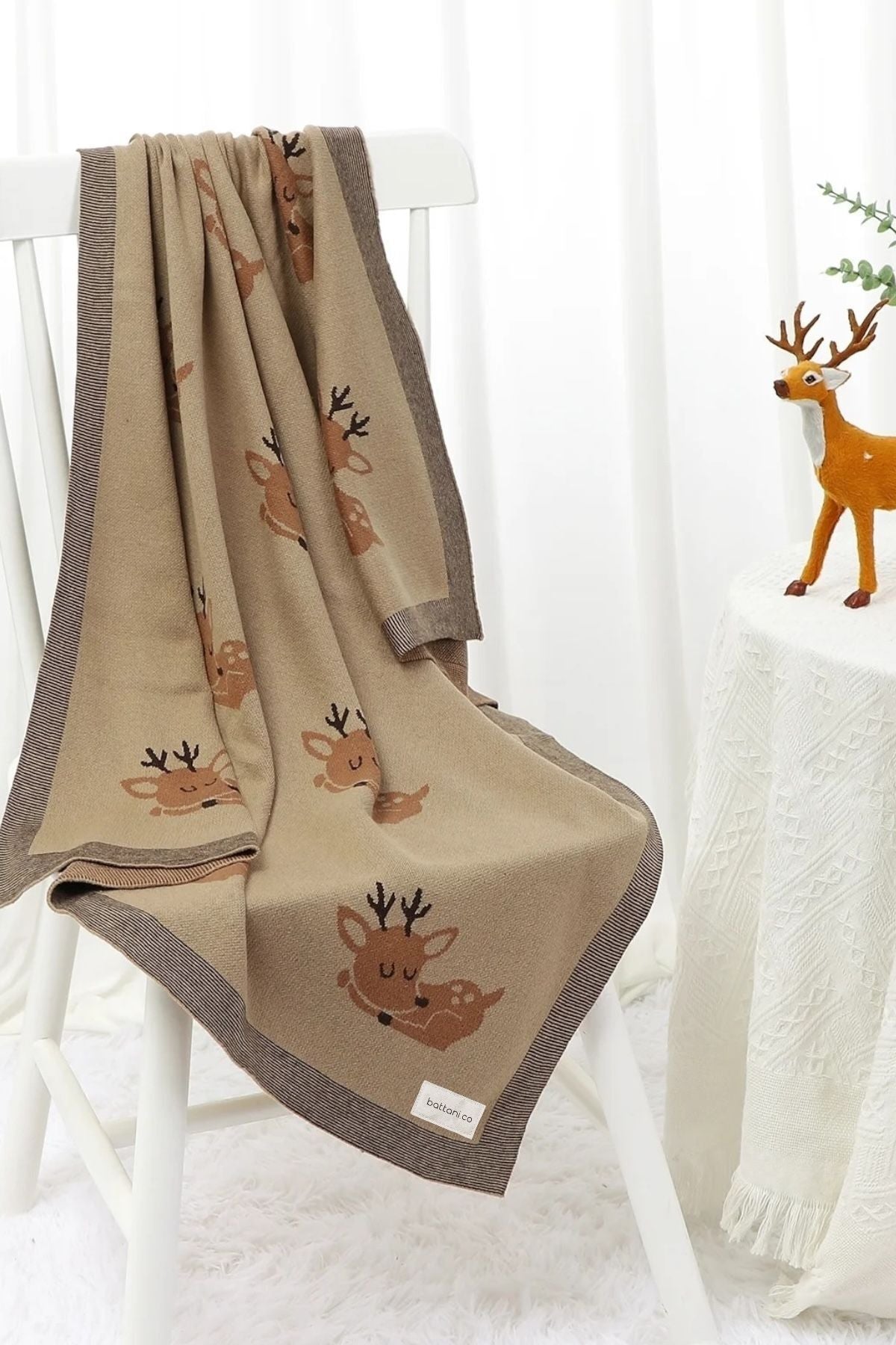 Kız Ve Erkek Bebek Için Triko Örgü Bebek Battaniyesi Kahve Geyik 90cm X110cm - battani.co